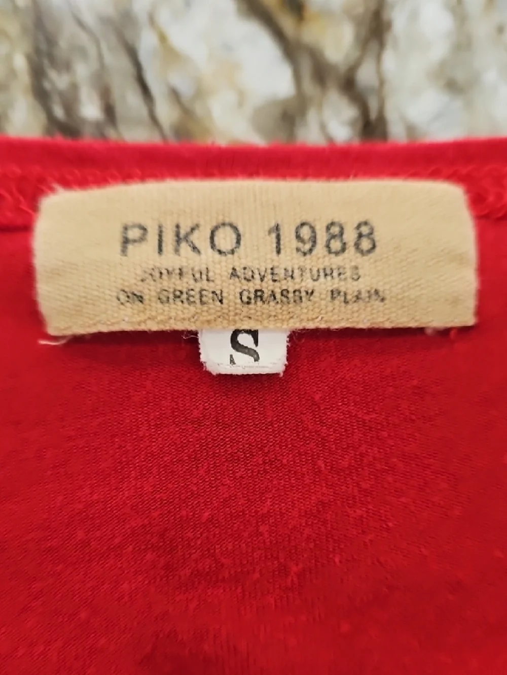 Piko 1988 Red Crewneck Top. Size S - Picture 3 of 3